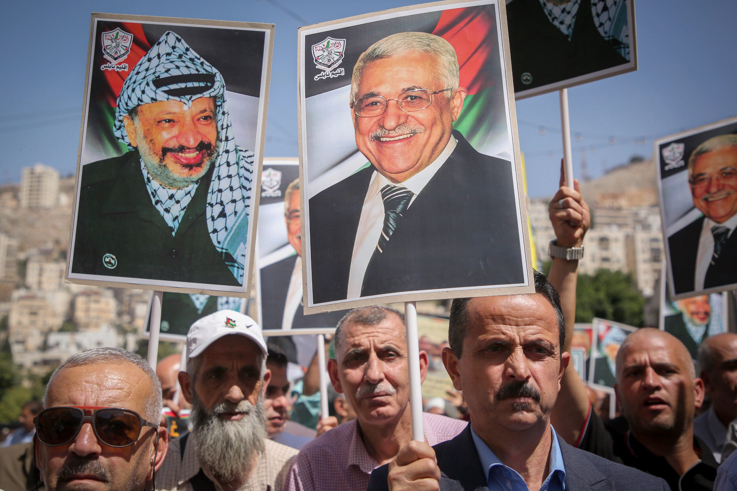 Will Mahmoud Abbas Postpone the Elections to the Palestinian Legislative Council?